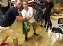 Gegen kalte Getränke wird das Banner wieder ausgetauscht.
